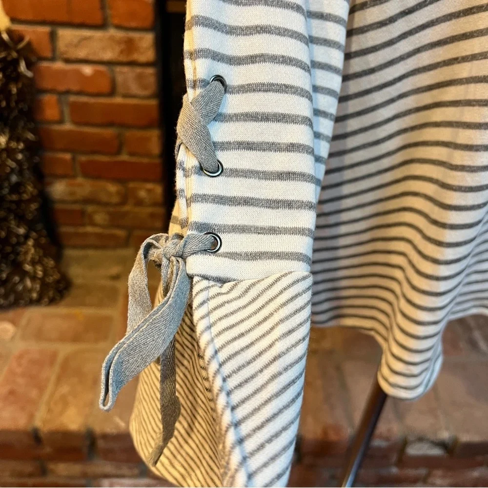 Dressbarn Sunday Womens Top 2X White Gray Blend Sweater Blouse NWT - Picture 3 of 11